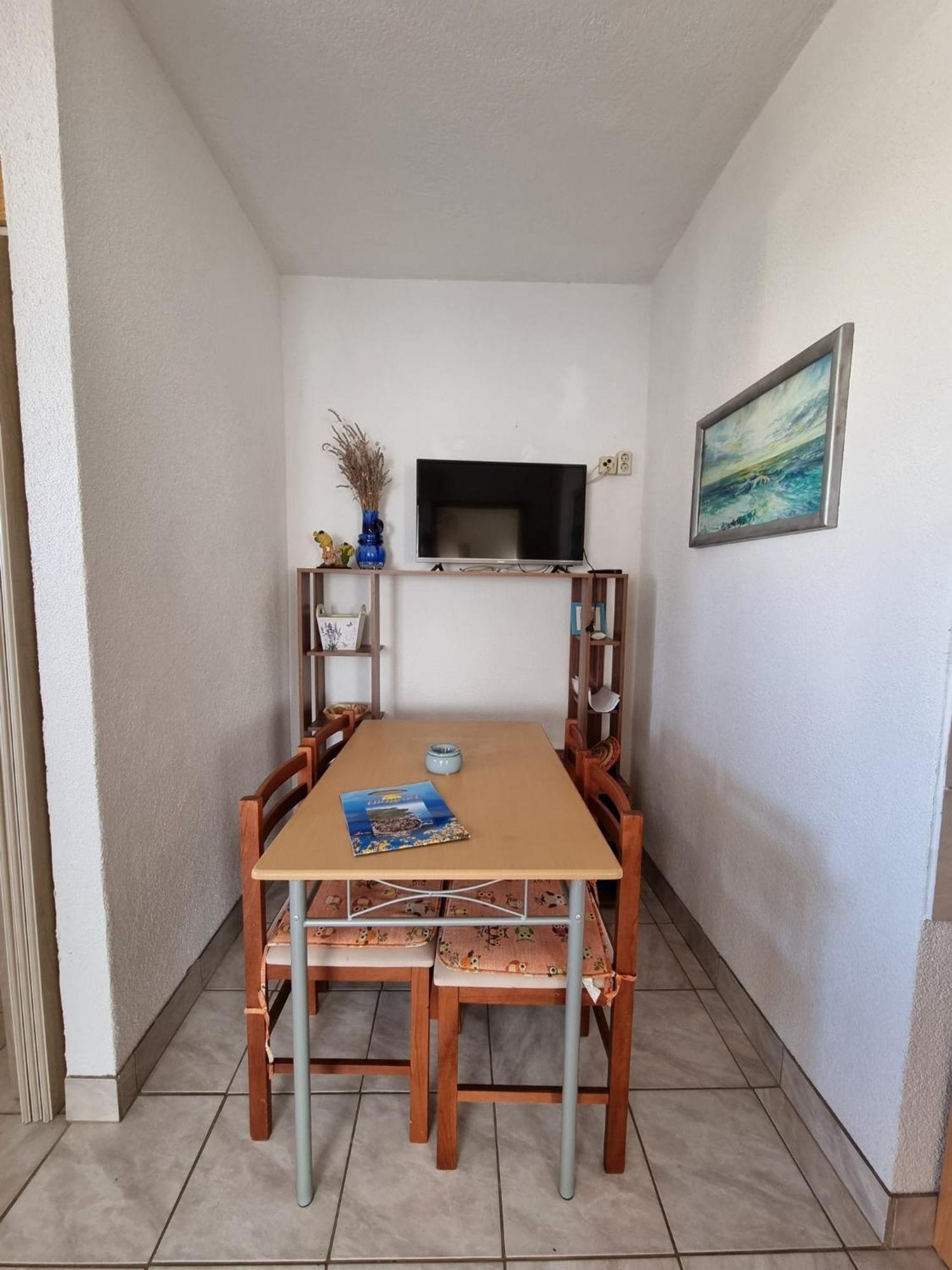 Apartments Vanja Skara Biograd Biograd Na Moru Phòng bức ảnh
